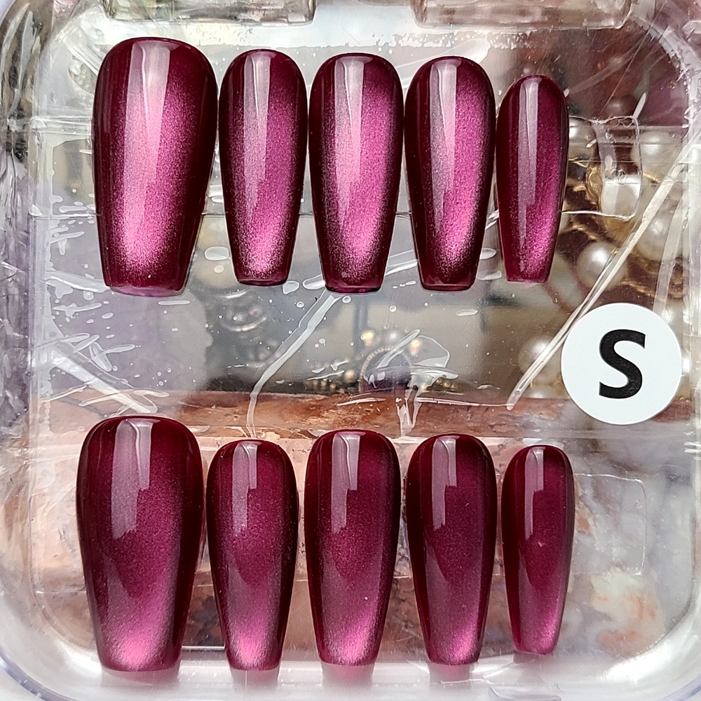 Cateye Press-On Nail Set